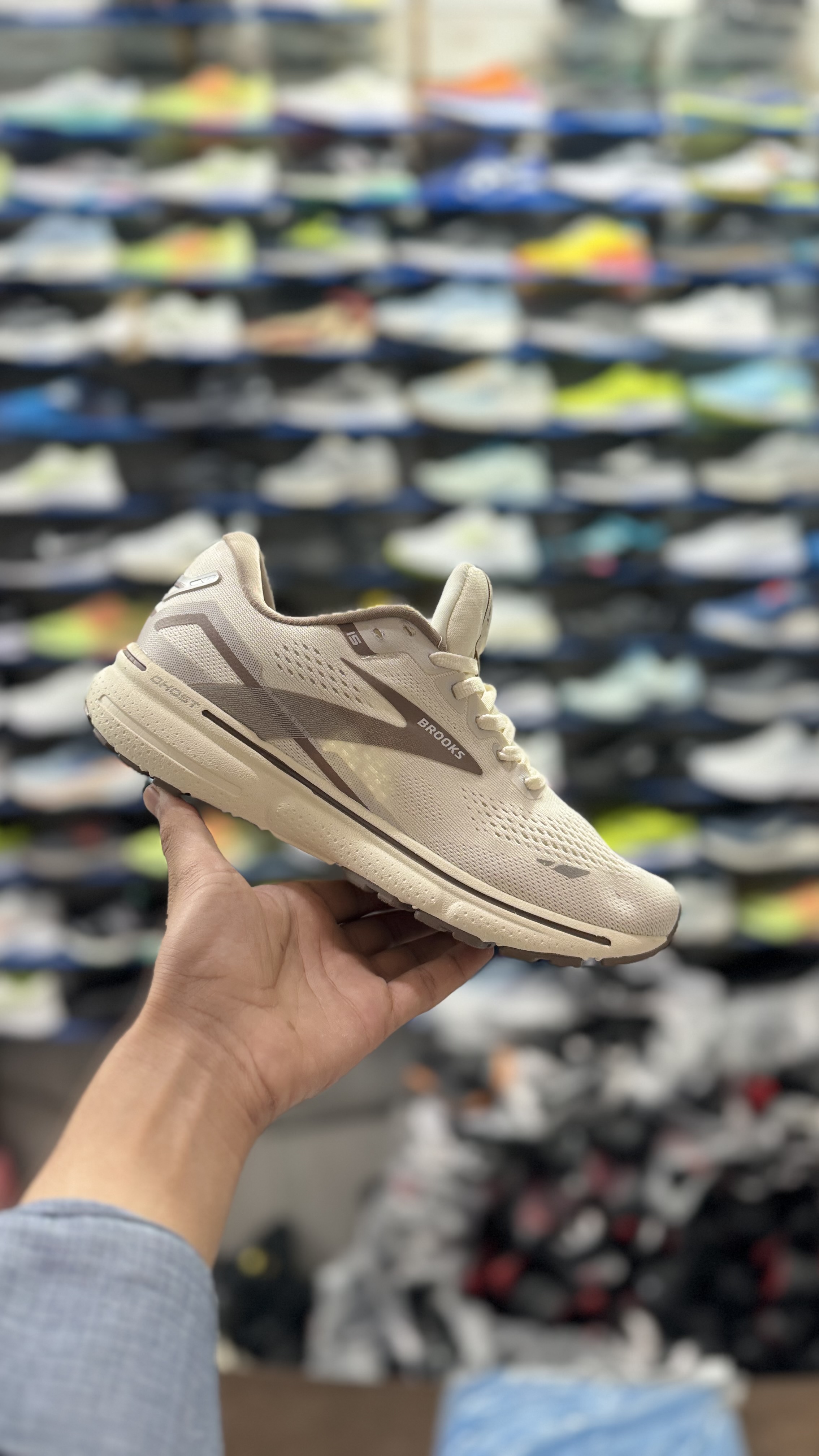 جدیدترین بروکس اندرینالین23شارژشدبارنگ بندی متفاوت