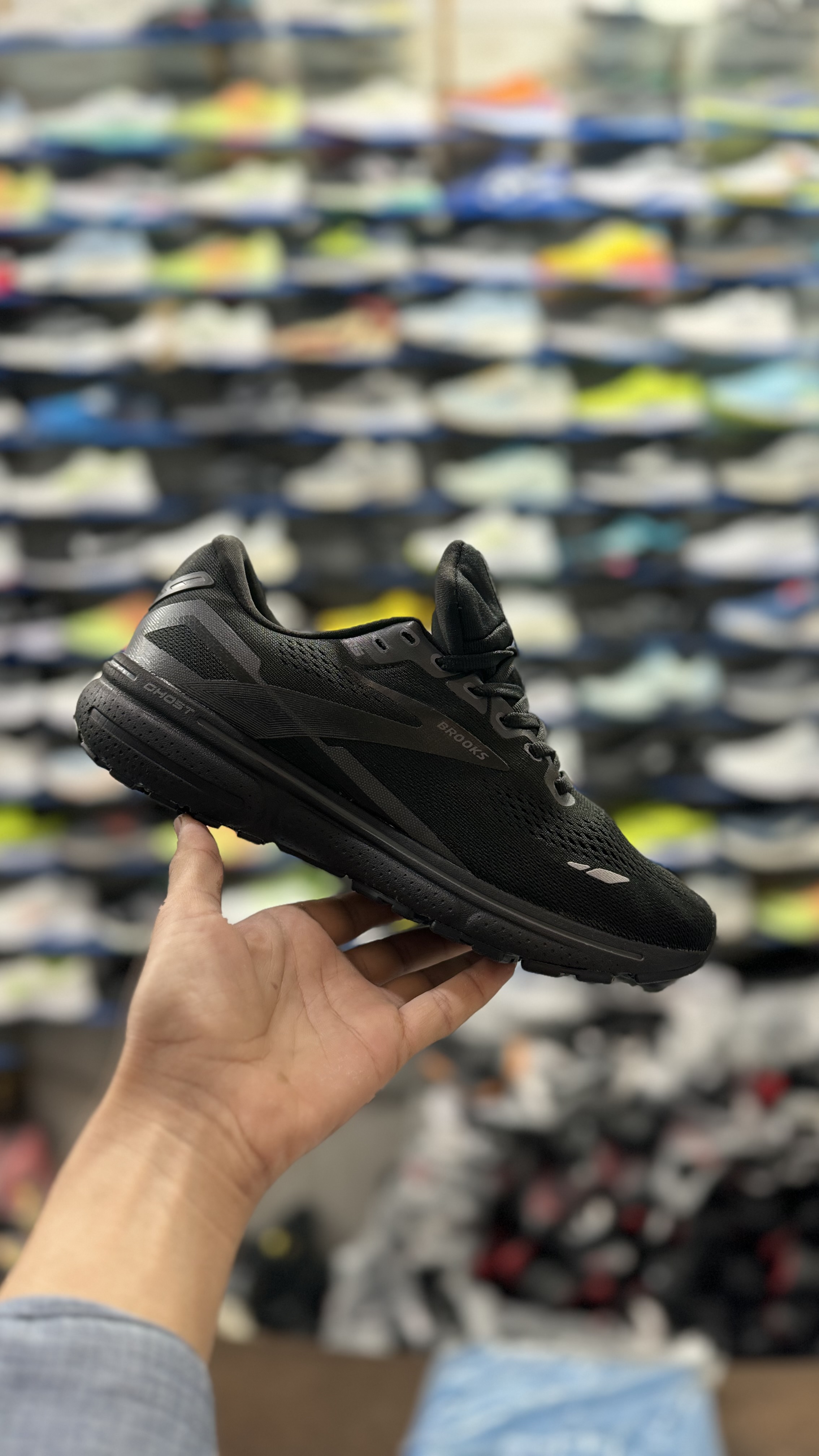 جدیدترین بروکس اندرینالین23شارژشدبارنگ بندی متفاوت